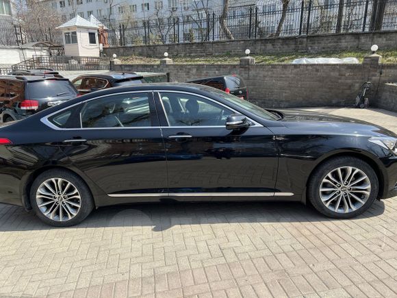  Hyundai Genesis 2016 , 2000000 , 