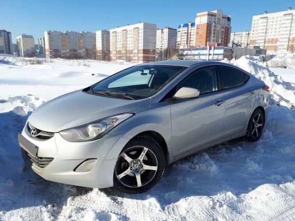  Hyundai Elantra 2013 , 640000 , 