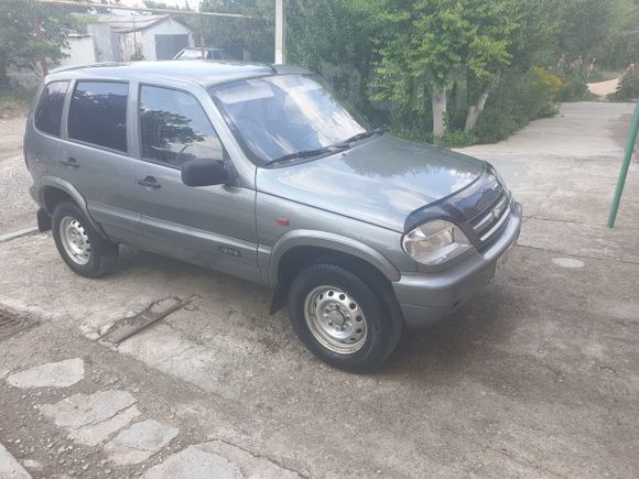 SUV   Chevrolet Niva 2005 , 175000 , 