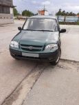 SUV   Chevrolet Niva 2010 , 300000 , 