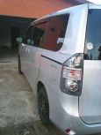    Toyota Noah 2009 , 720000 , 