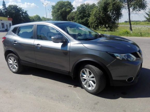 SUV   Nissan Qashqai 2015 , 899000 , -