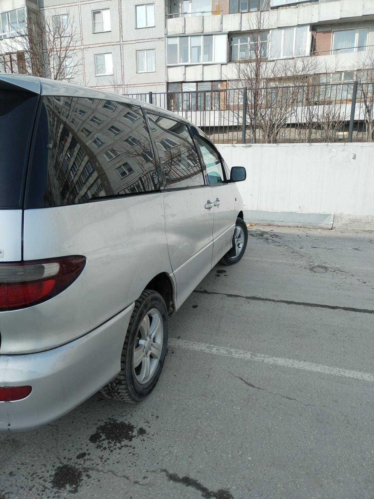 Продажа авто Тойота Эстима 2000 в Новосибирске, Продам хороший семейный ...