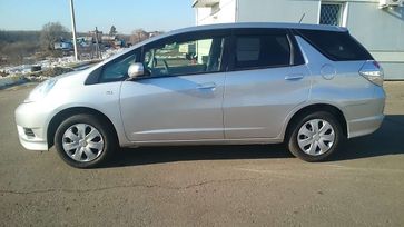  Honda Fit Shuttle 2013 , 655000 , 