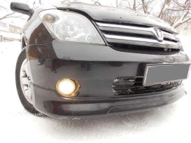  Toyota ist 2004 , 1000000 , 