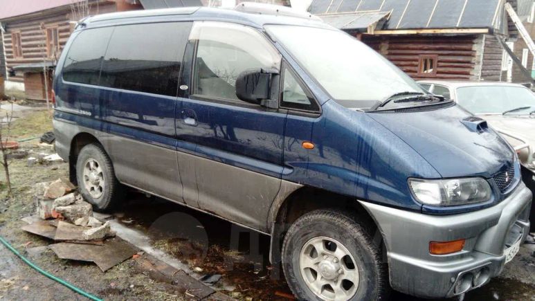    Mitsubishi Delica 1999 , 260000 , 