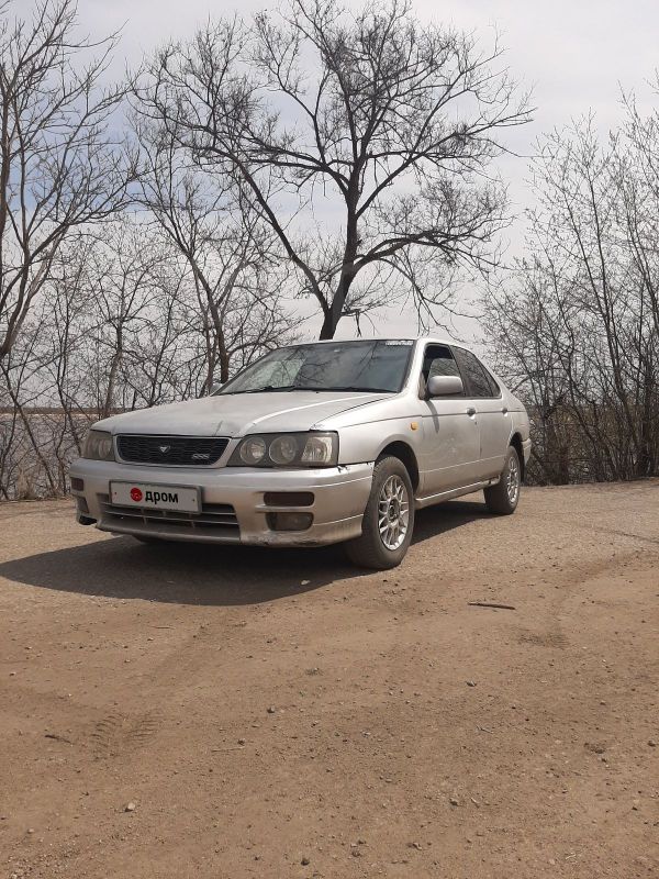  Nissan Bluebird 2000 , 135000 , 