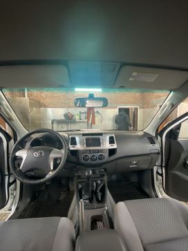  Toyota Hilux 2012 , 2600000 , 