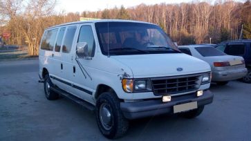    Ford Econoline 1996 , 230000 , 