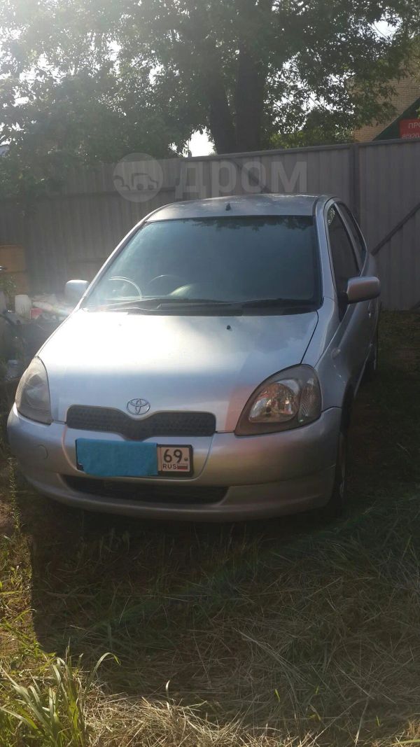  Toyota Vitz 2000 , 180000 , 