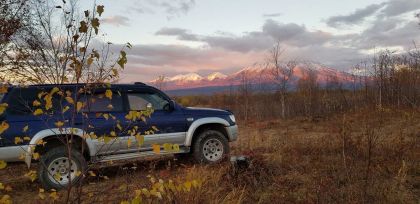 SUV   Toyota Hilux Surf 1987 , 650000 , 