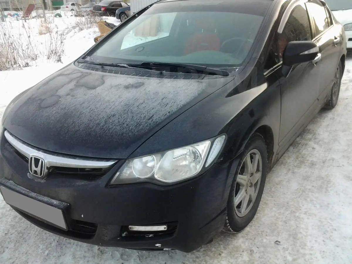 Honda Civic 2007 в Кургане, Идеальное авто. подвеска не брякает, заменены  стойки, обмен на более дорогую, на равноценную, с пробегом, Курганская  область, 1.8 литра