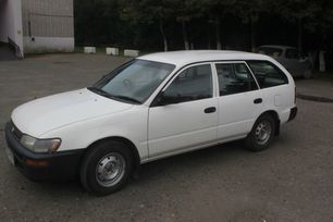  Toyota Corolla 2000 , 135000 , 