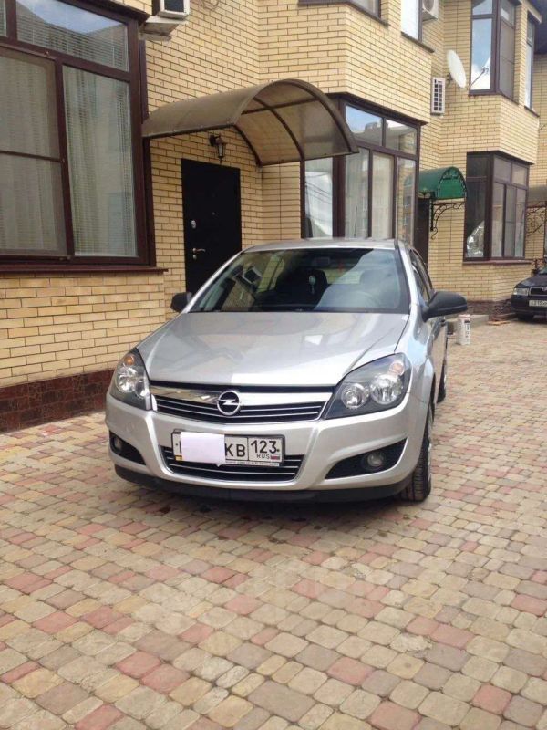  Opel Astra 2013 , 450000 , 