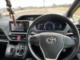    Toyota Voxy 2015 , 1760000 , 