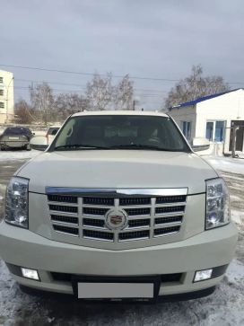 SUV   Cadillac Escalade 2010 , 1800000 , 