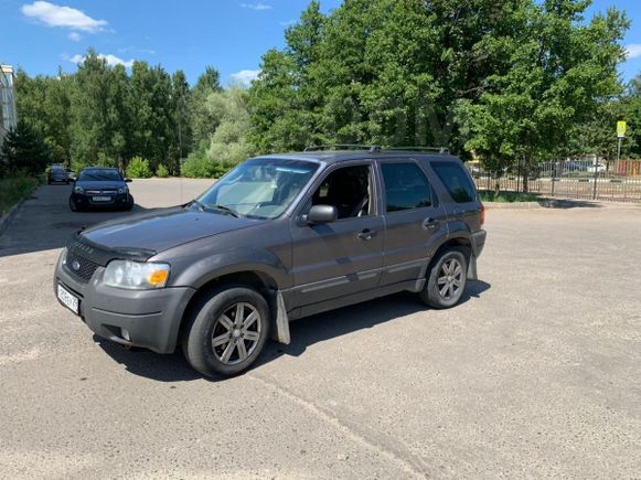 SUV   Ford Escape 2003 , 320000 , 