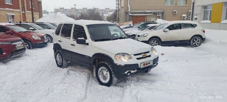 SUV   Chevrolet Niva 2016 , 500000 , 