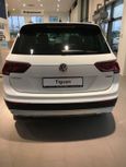 SUV   Volkswagen Tiguan 2020 , 2540700 , 