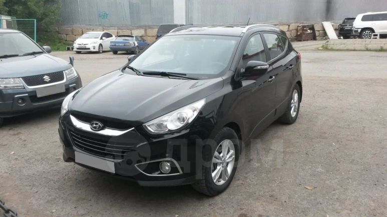 SUV   Hyundai ix35 2011 , 800000 , 