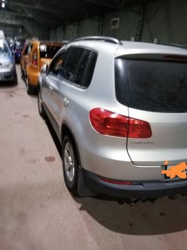 SUV   Volkswagen Tiguan 2011 , 1280000 , 