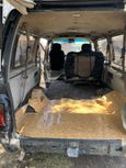    Nissan Caravan 1990 , 150000 , 