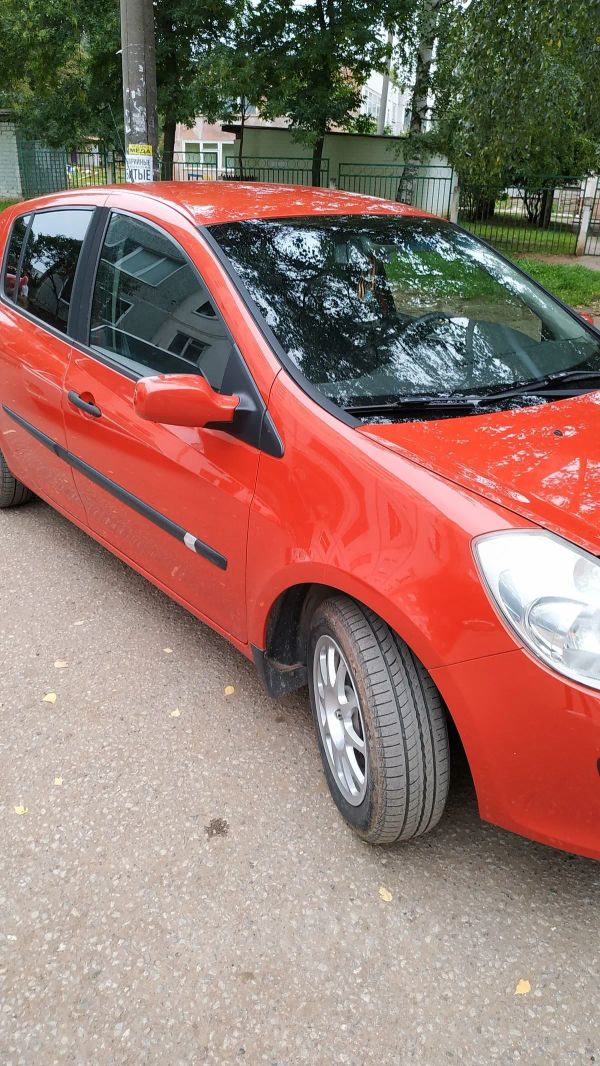  Renault Clio 2006 , 280000 , 