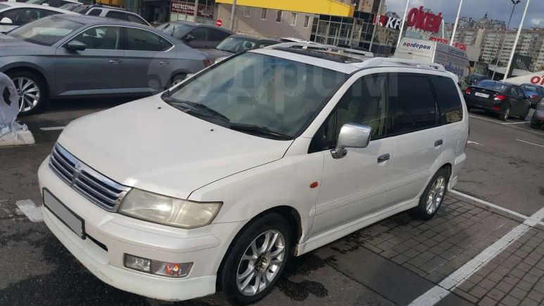    Mitsubishi Chariot Grandis 1999 , 220000 , -