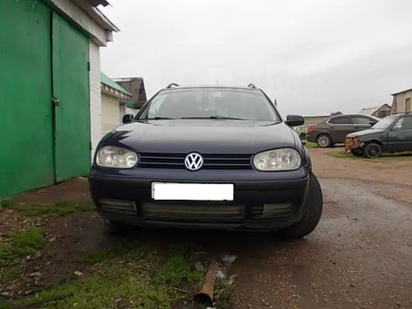  Volkswagen Golf 2001 , 300000 , 