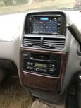    Toyota Gaia 2000 , 220000 , 