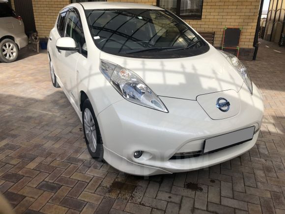  Nissan Leaf 2014 , 595000 , 