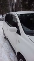  Toyota ist 2003 , 320000 , 