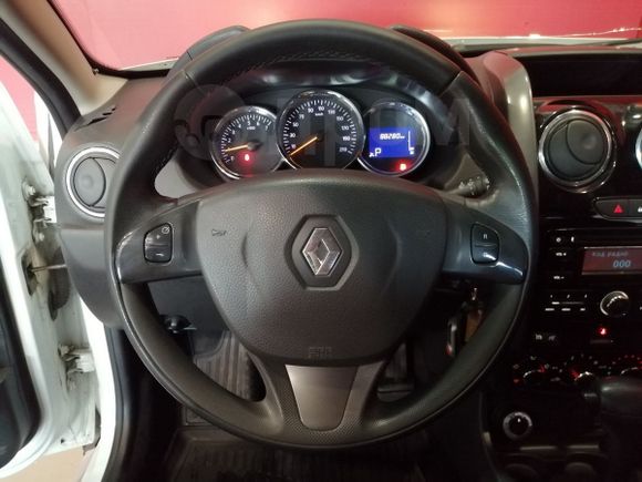 SUV   Renault Duster 2015 , 930000 , 