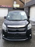    Toyota Noah 2008 , 325000 , 