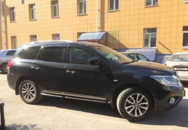 SUV   Nissan Pathfinder 2015 , 1470000 , 