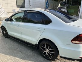  Volkswagen Polo 2014 , 880000 , 