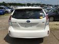    Toyota Prius Alpha 2015 , 1000000 , 