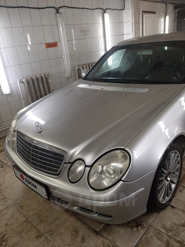  Mercedes-Benz E-Class 2005 , 500000 ,  