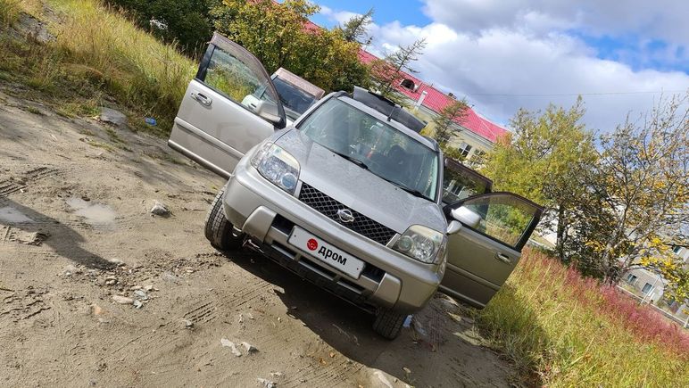 SUV   Nissan X-Trail 2002 , 480000 , 