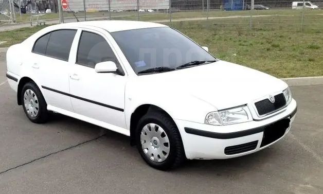  Skoda Octavia 2004 , 220000 , 