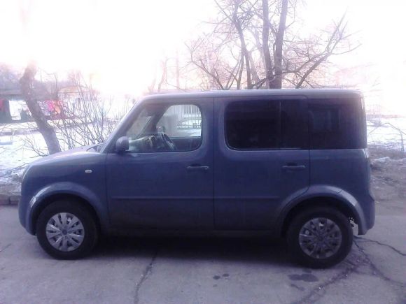    Nissan Cube 2003 , 200000 , 