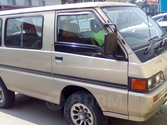    Mitsubishi Delica 1989 , 300000 , 