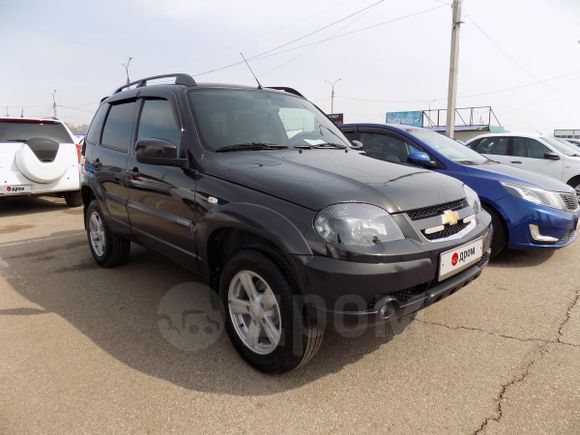 SUV   Chevrolet Niva 2017 , 639000 , 