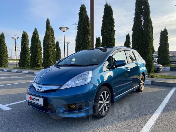  Honda Fit Shuttle 2011 , 875000 , 