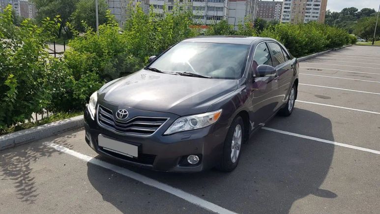  Toyota Camry 2010 , 700000 , 