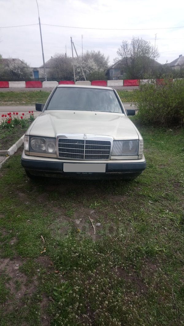  Mercedes-Benz E-Class 1987 , 129000 , 