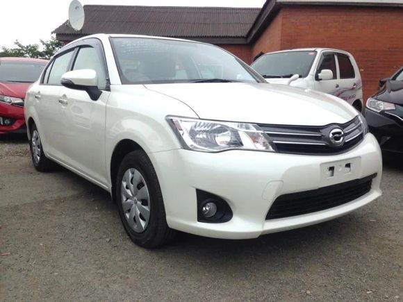  Toyota Corolla Axio 2014 , 610000 , 