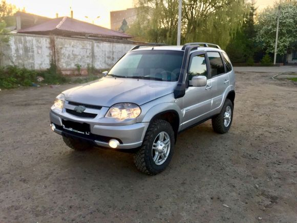 SUV   Chevrolet Niva 2010 , 350000 , 