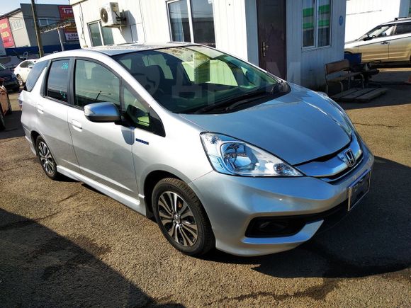  Honda Fit Shuttle 2015 , 685000 , 