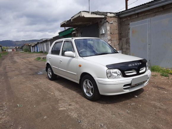  Nissan March 2000 , 187000 , -